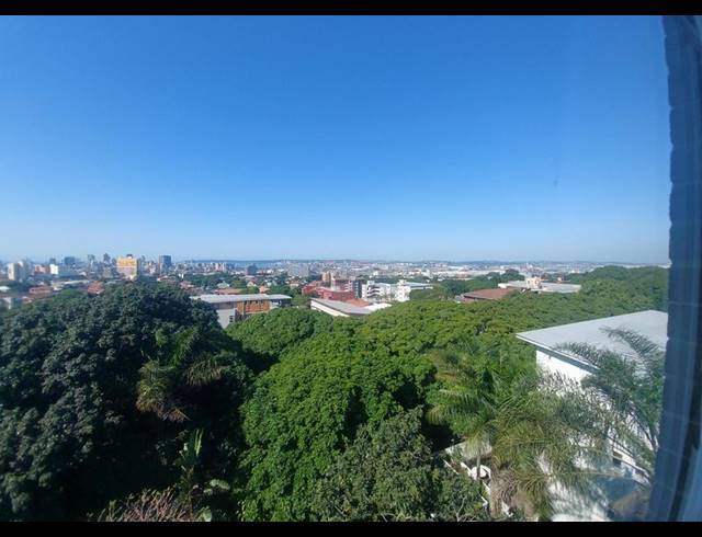 2 BEDROOM APARTMENT FOR SALE IN GLENWOOD